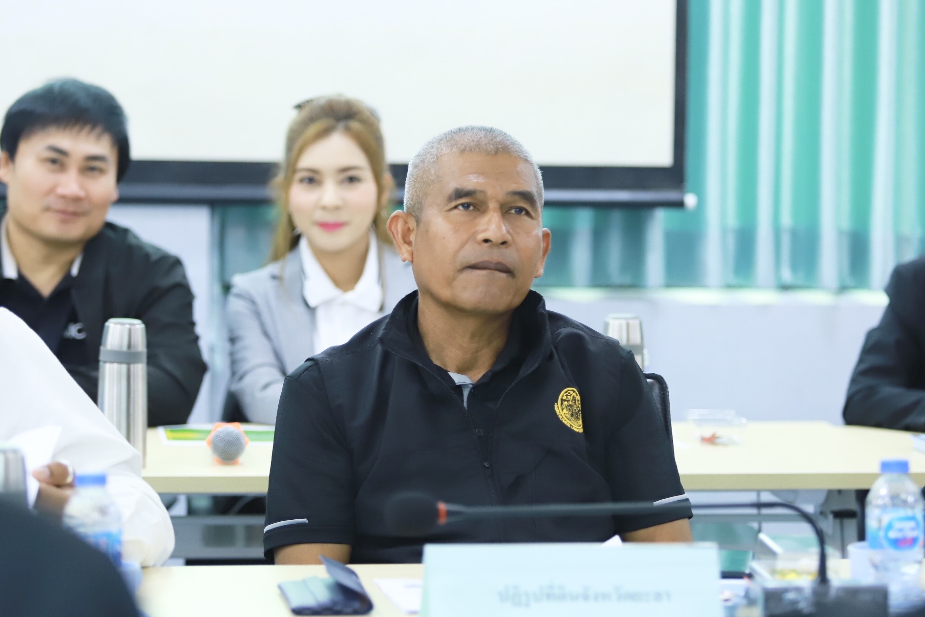 title - เลขาธิการ ส.ป.ก. ประชุมติดตามผลการดำเนินงาน และการใช้จ่ายงบประมาณ ประจำปีงบประมาณ พ.ศ.2569 ของภาคใต้ 